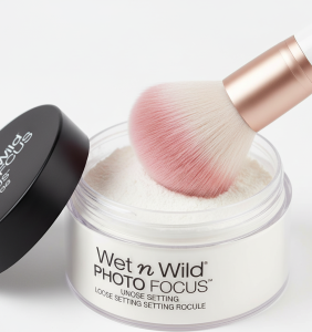 Best Drugstore Wet n Wild Photo Focus translucent setting powder with brush
